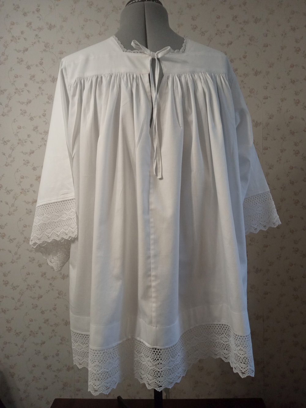 Komża ministrancka - różne wzory